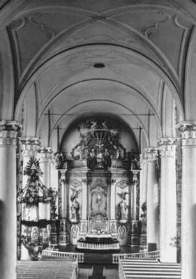 И. Х. Дорн. Церковь Трисвиенибас в Лиепае. 1742—1770-е гг. Интерьер.