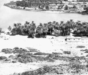 Судан. Нил в Нубийской пустыне.