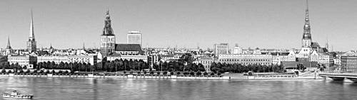 Рига. Панорама города со стороны р. Даугавы.