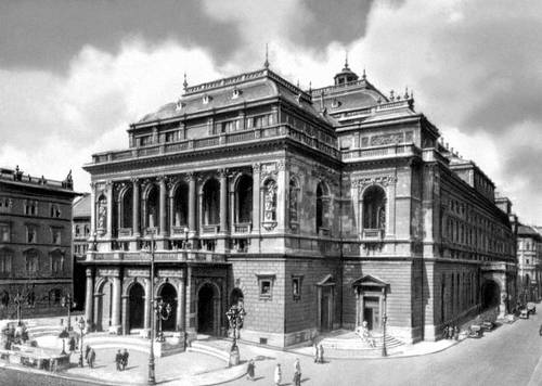 Будапешт. Оперный театр. 1875—84. Архитектор Б. Ибль.