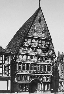 Дом гильдии мясников в Хильдесхейме (Нижняя Саксония). 1529.