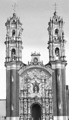 Барокко. Церковь Санта-Мария де Окотлан близ Тласкалы. Мексика. Ок. 1745—60.