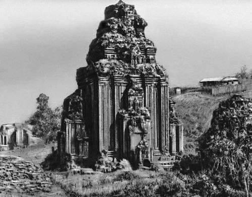 Вьетнам. Храм Бо-Кхат-Ре-Соа в Мишоне. 10 в.