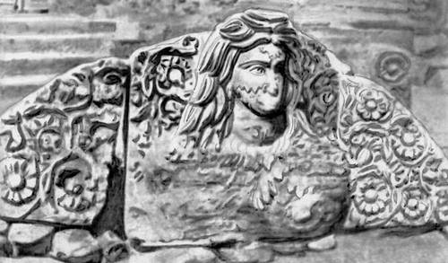 Рельеф из храма в Хирбет-Таннуре. 2 в.