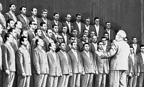 Государственный академический мужской хор Эстонской ССР под руководством Г. Г. Эрнесакса.