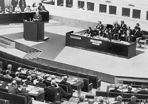 Выступление президента Финляндской Республики У. К. Кекконена с приветственной речью на Совещании по безопасности и сотрудничеству в Европе. Хельсинки. Июнь 1973.