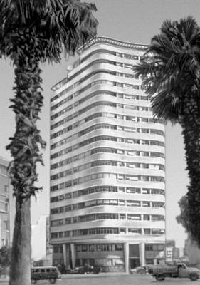 Л. Моранди. Жилое и конторское здание «Либерте» в Касабланке. 1950.
