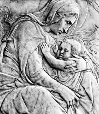 Донателло. «Мадонна с ангелами». Мрамор. Около 1425—28. Бостонский музей изящных искусств.