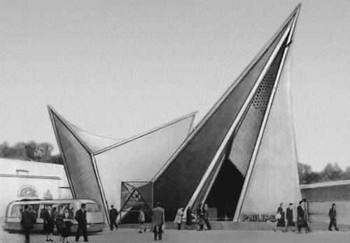 Павильон фирмы «Филипс» на выставке в Брюсселе. 1958. Архитектор Ле Корбюзье.