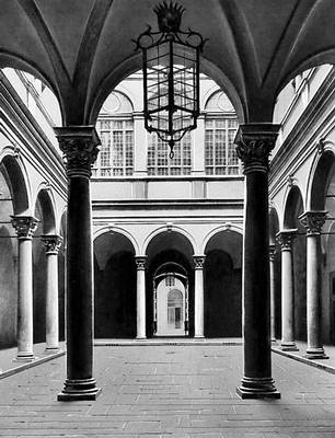 Кронака. Внутренний двор Палаццо Строцци во Флоренции. 1496—1505.