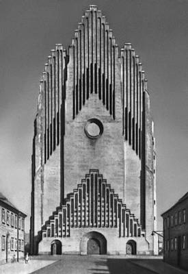 П. В. Енсен-Клинт, К. Клинт. Церковь Грундтвига в Копенгагене. 1921—40.