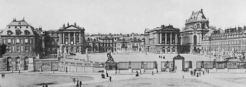 Версальский дворец. Общий вид. 1660—1708. Архитекторы Л. Лево, Ф. д'Орбе, Ж. Ардуэн-Мансар.