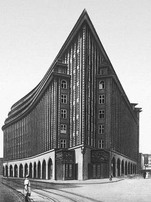 Гамбург. «Чилехауз». 1922 — 23. Архитектор Ф. Хегер.