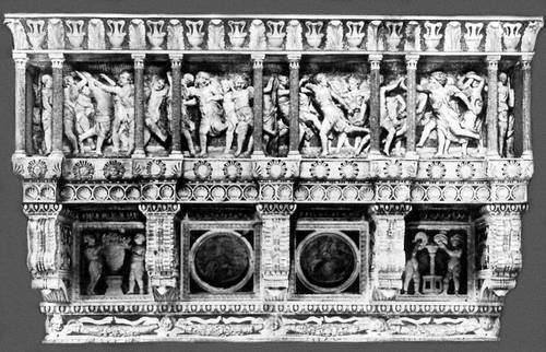 Донателло. Певческая трибуна флорентийского собора. Мрамор. 1433— 39. Музей собора. Флоренция.