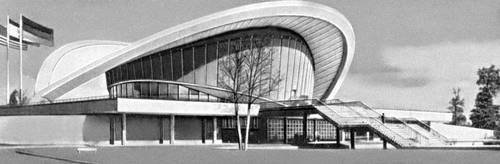 Берлин Западный. Зал Конгрессхалле. 1957. Архитектор X. Стаббинс.