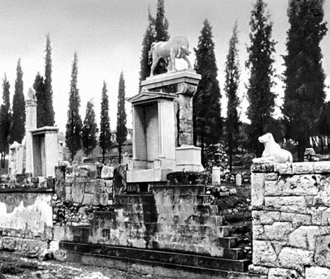 Дипилонский некрополь с надгробиями классической эпохи.