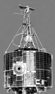 Советские искусственные спутники Земли. Спутник серии «Космос» — ионосферная лаборатория.