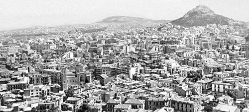Вид на город со стороны Акрополя.