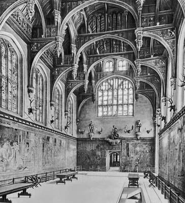 Холл во дворце Хэмптон-корт в Лондоне. 1531—36.