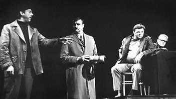 Сцена из спектакля «Заседание парткома» А. И. Гельмана. МХАТ. 1975.
