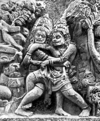 Сцена из «Рамаяны». Рельеф на балюстраде храма Шивы в комплексе Лара Джонгранг в Прамбанане. Камень. 9—10 вв.