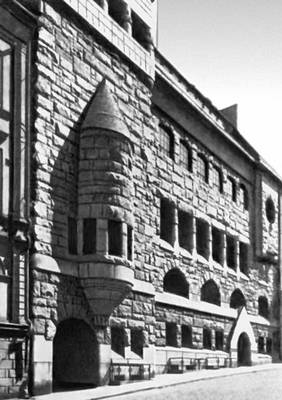 Финляндия. Л. Сонк. Здание телефонной компании в Хельсинки. 1905—09.