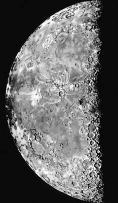 Луна в последней четверти (по рисунку чешского астронома И. Клепешты).