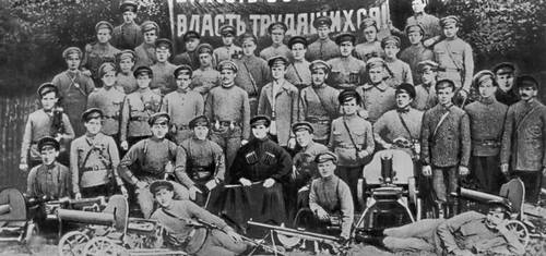 Красногвардейцы отряда Тамбовского порохового завода. 1917—18.