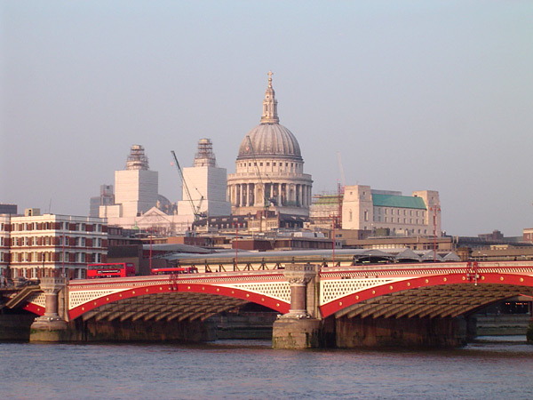 Blackfriars_Bridge__River_Thames__London__with_St_Pauls_Cathedral.jpg