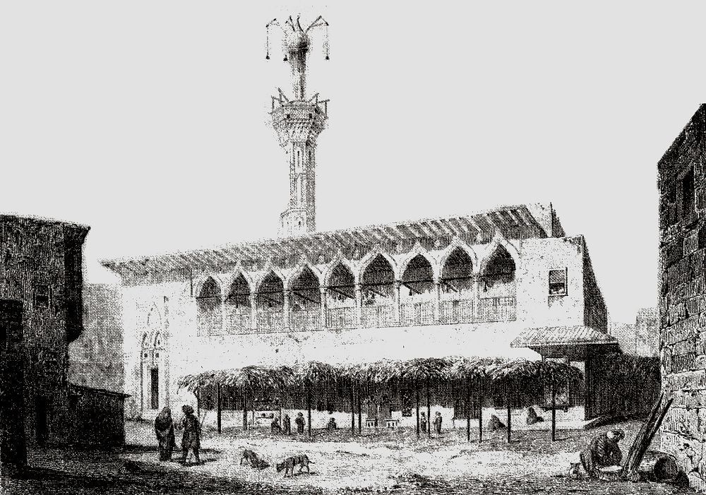 Крытый рынок и большая мечеть в Александрии