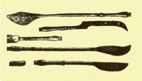 Хирургические инструменты, найденные при раскопках в окрестностях Ниневии