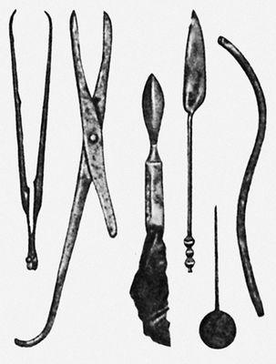 Набор древнегреческих хирургических инструментов времен Гиппократа