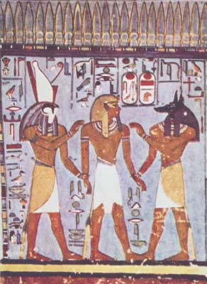 Гор и Анубис-Имиут вводят фараона Рамсеса I в царство мёртвых.
