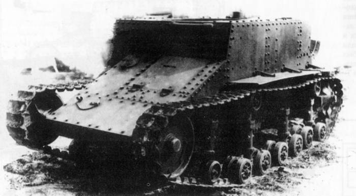         В 1930 г. по заданию штаба РККА и с учетом опыта работ над Т-17 появляются проекты двухместных танкеток Т-22 и Т-23, классифицировавшихся как 