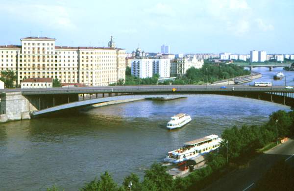 Большой Краснохолмский мост.