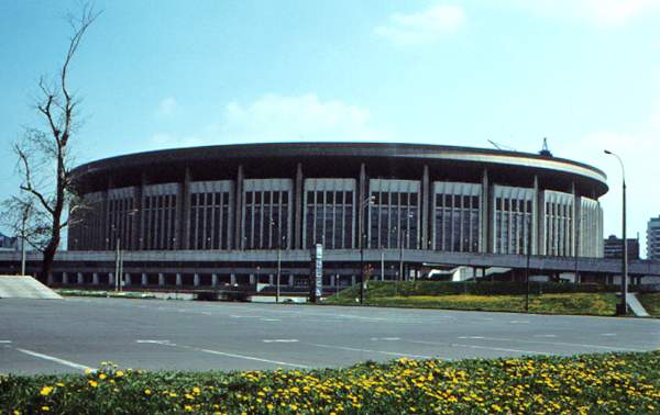 Крытый стадион спортивного комплекса 