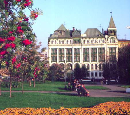 Доходный дом М. Н. Миансаровой на Сухаревской площади.