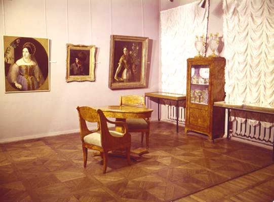 Зал Музея В. А. Тропинина и московских художников его времени.