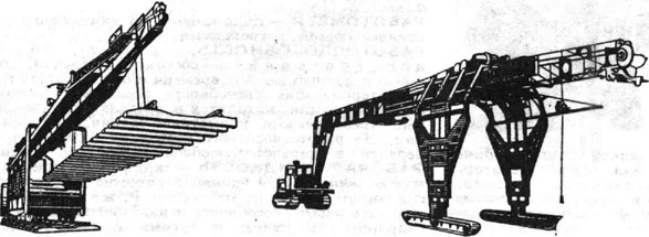К ст. Путеукладчик. Путеукладочный кран (слева), тракторный путеукладчик (справа)