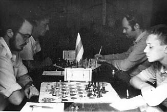 Юный Сергей Корчицкий (справа) на турнире по ГШ, Минск, 1991г