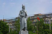 Bishkek statue 01.jpg