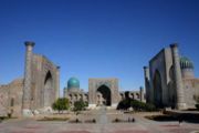 Registan - Samarkand - 15-10-2005.jpg