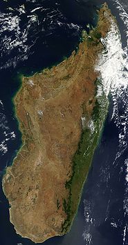 у какого побережья африки расположен остров мадагаскар. 185px Satellite image of Madagascar in September 2003. у какого побережья африки расположен остров мадагаскар фото. у какого побережья африки расположен остров мадагаскар-185px Satellite image of Madagascar in September 2003. картинка у какого побережья африки расположен остров мадагаскар. картинка 185px Satellite image of Madagascar in September 2003