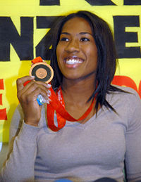 С медалью Олимпийских игр 2008 года