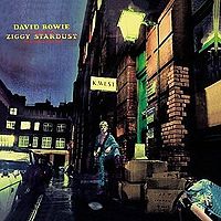 Обложка альбома «The Rise and Fall of Ziggy Stardust and the Spiders From Mars» (Девида Боуи, 1972)