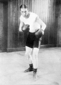 Джон Дуглас во время Олимпиады 1908