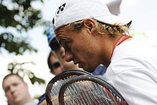 Lleyton Hewitt at the 2009 Wimbledon Championships 01.jpg