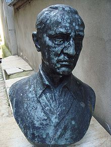 Sait Faik bust.JPG