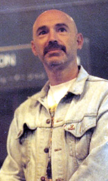 Tony Levin in Caracas 1993.jpg