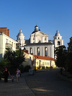 Łuck - kościół 2008.jpg